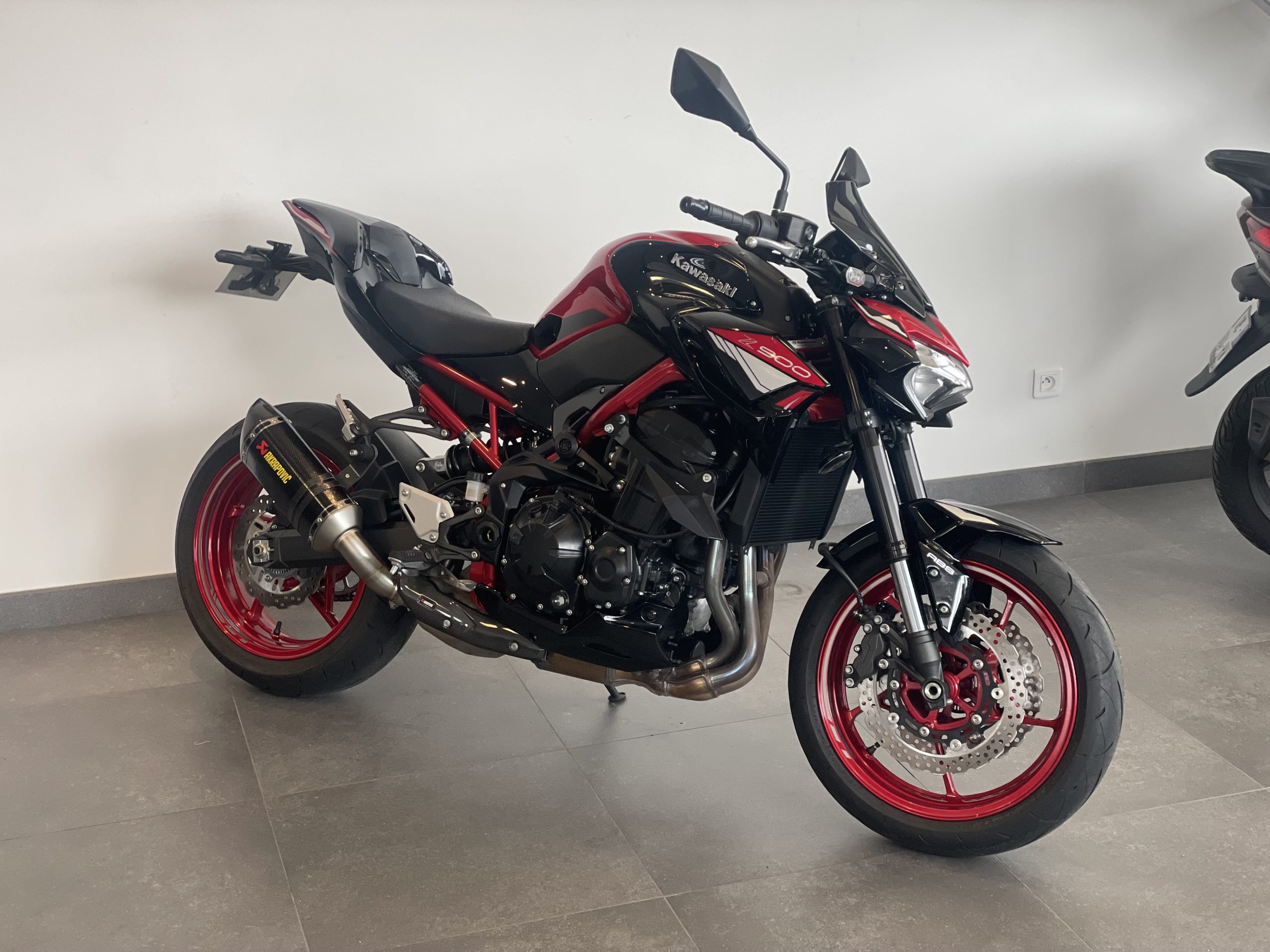 Acheter une KAWASAKI Z900 Pack Performance