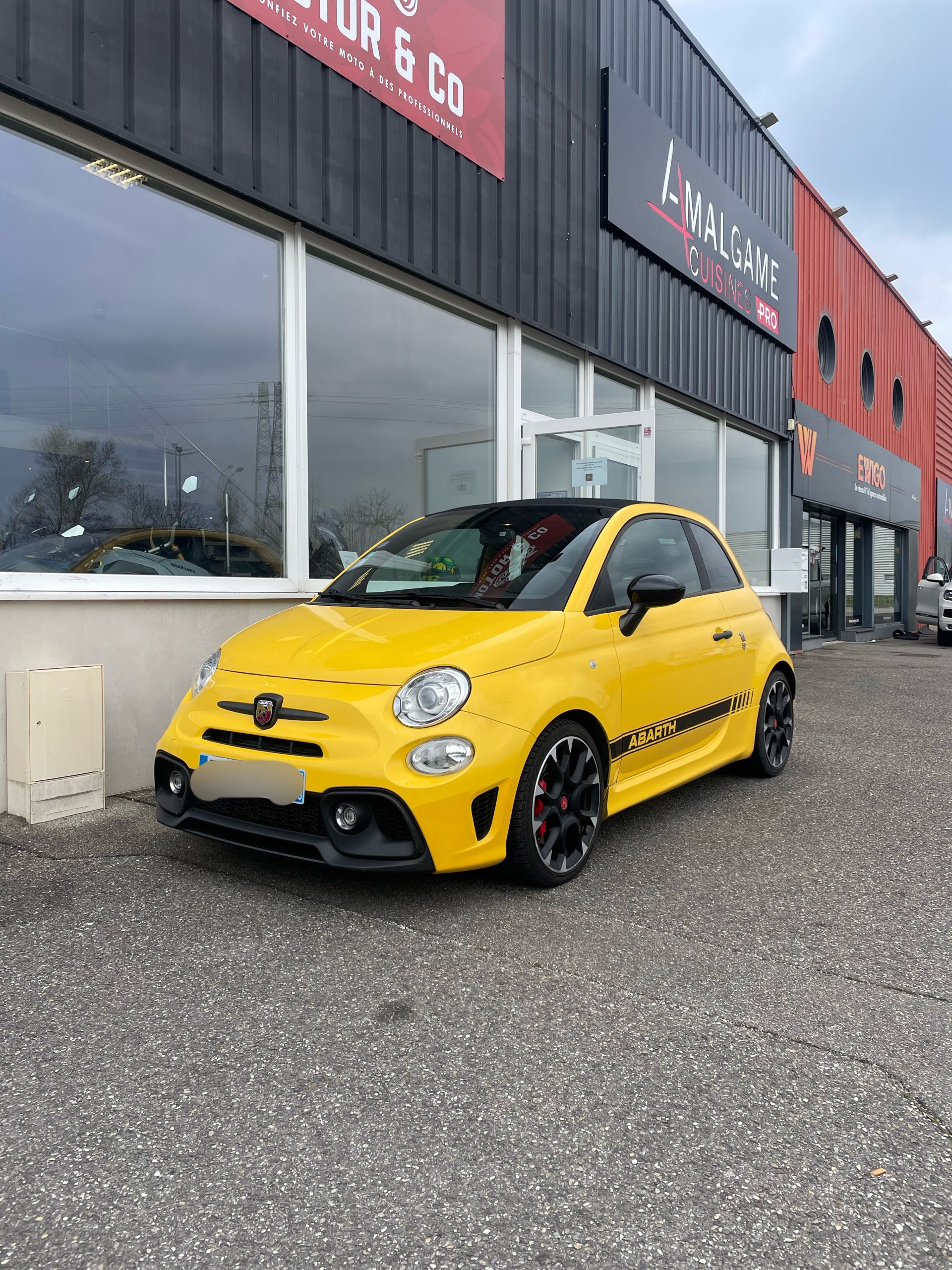 Acheter une FIAT 500 C ABARTH 1.4 T 180 595 COMPETITION