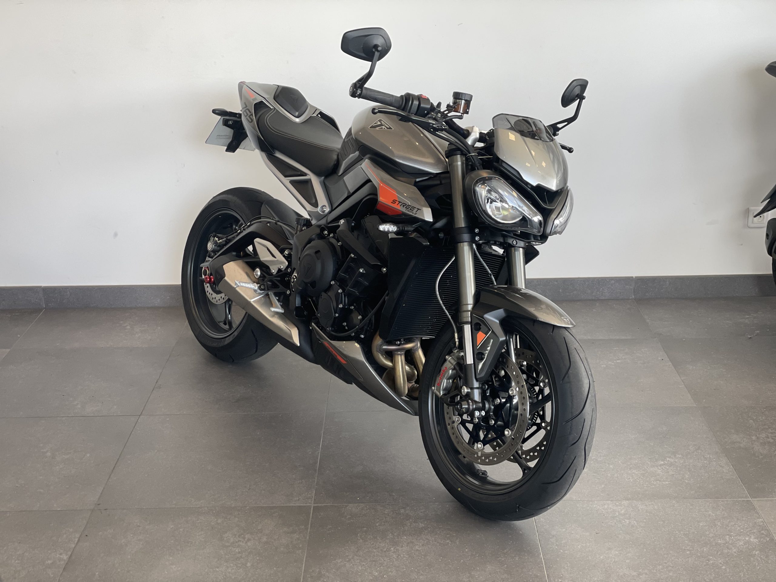 Acheter une TRIUMPH STREET TRIPLE 765 RS