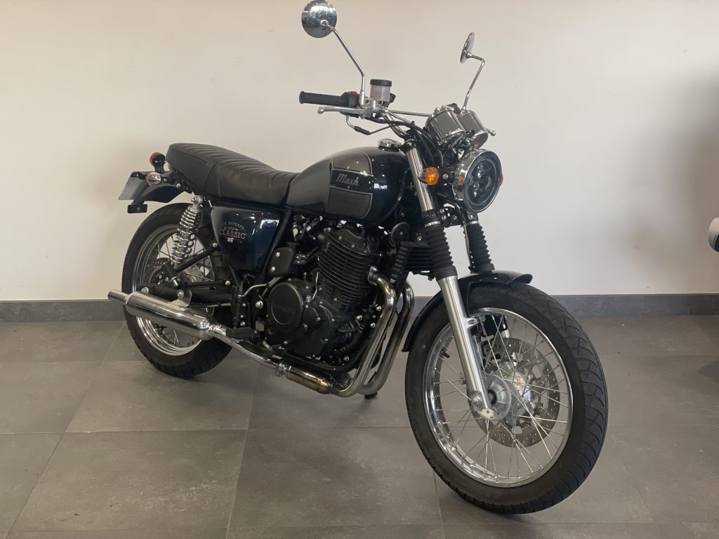 Acheter une MASH SIX HUNDRED 650 CLASSIC A2