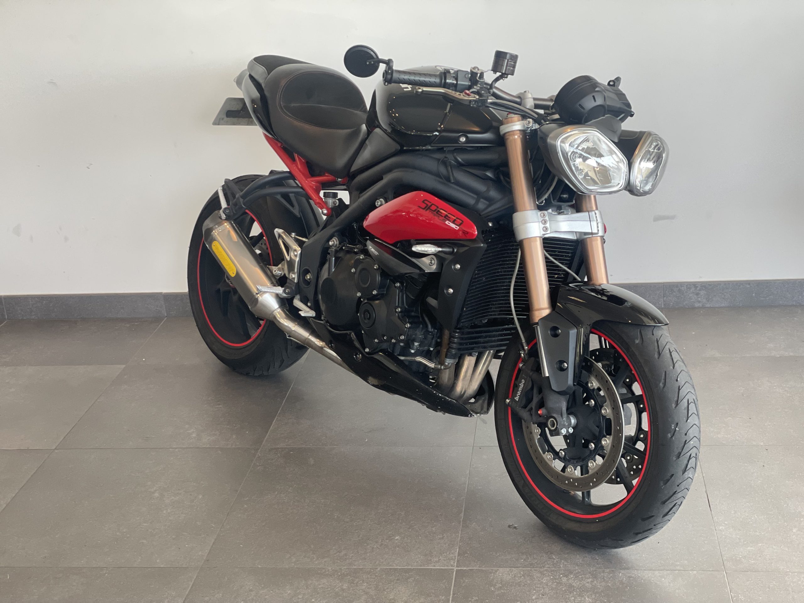 Acheter une TRIUMPH SPEED TRIPLE 1050