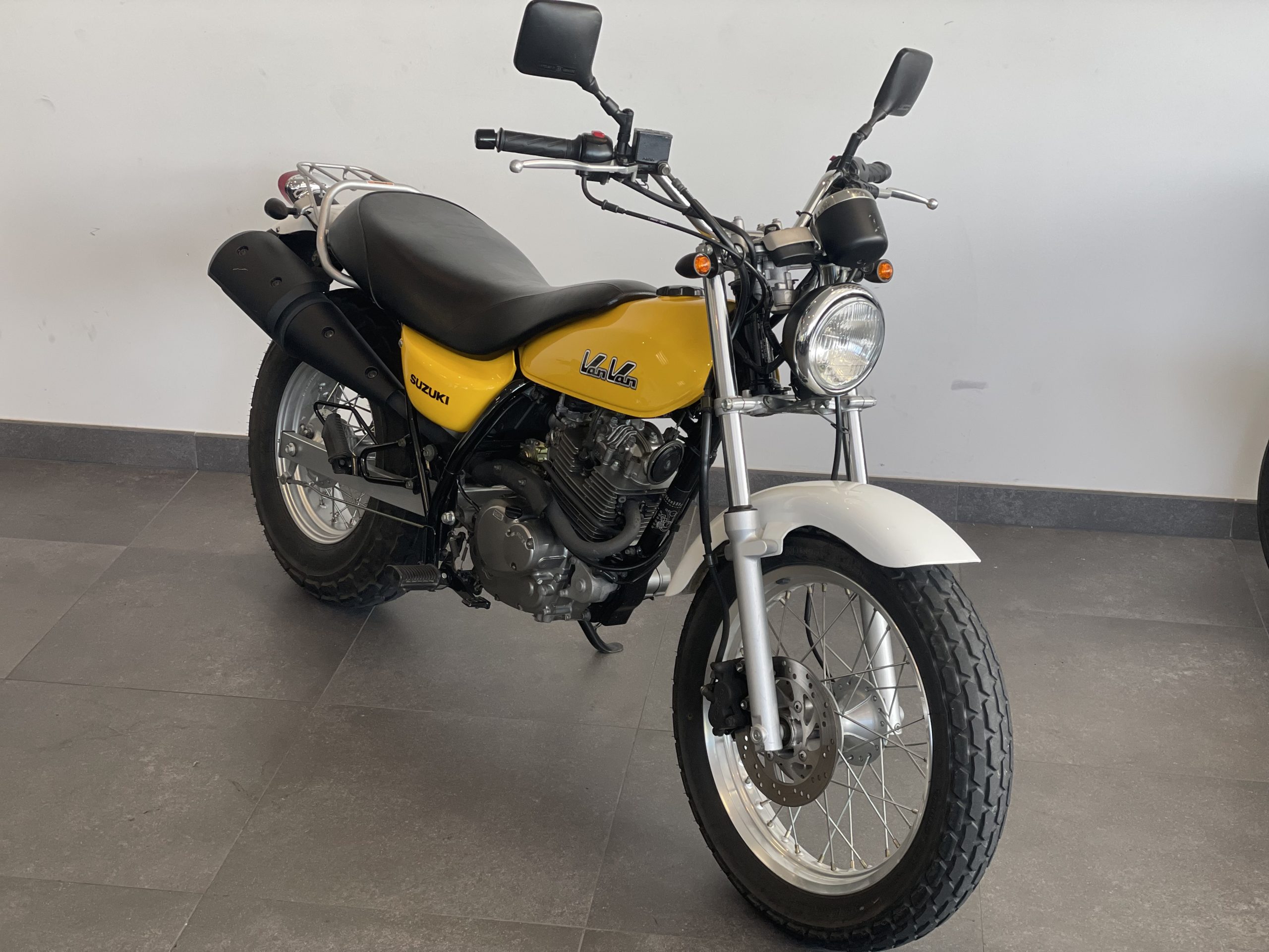 Acheter une SUZUKI RV125 VANVAN